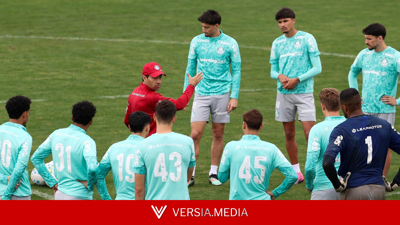 Três zagueiros? Entenda como Barboza pode ser utilizado no Palmeiras