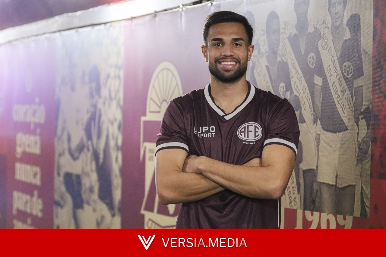 Ferroviária anuncia lateral Vinicius Kauê para sequência da Série C