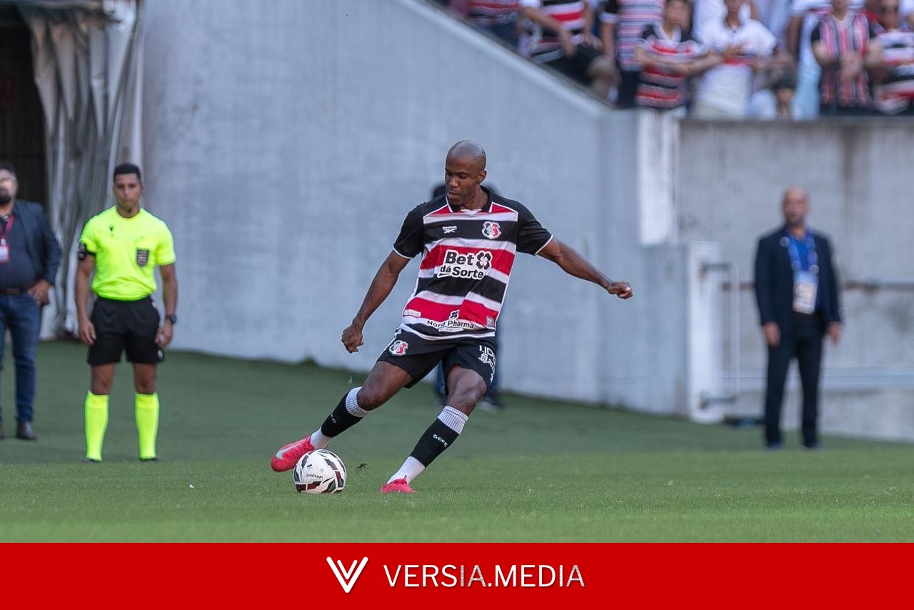 Após primeiro gol pelo Santa Cruz, Fabinho exalta desempenho físico: