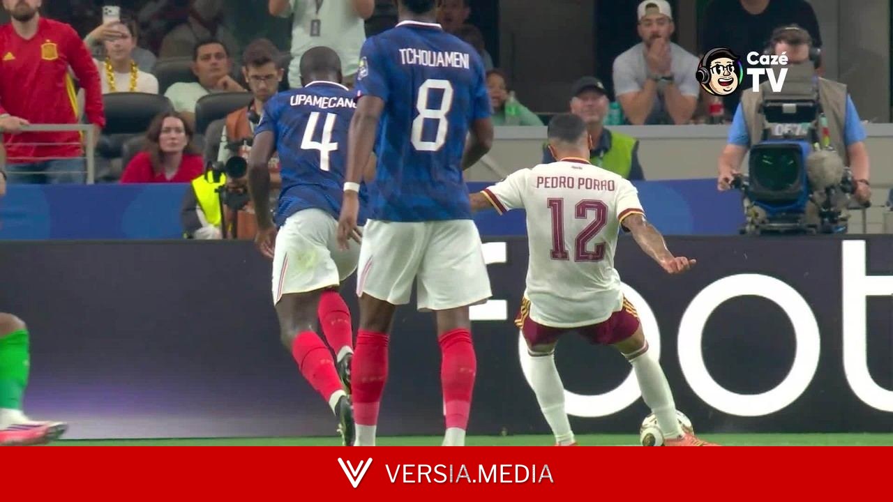 Yamal comemora classificação da Espanha para a final da Copa do Mundo com a família