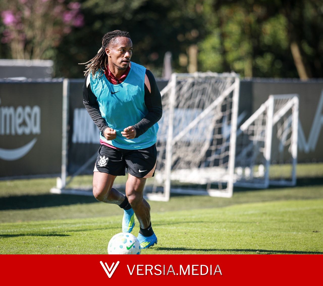 Carrillo busca recuperar posição de titular no Corinthians em reta final de contrato