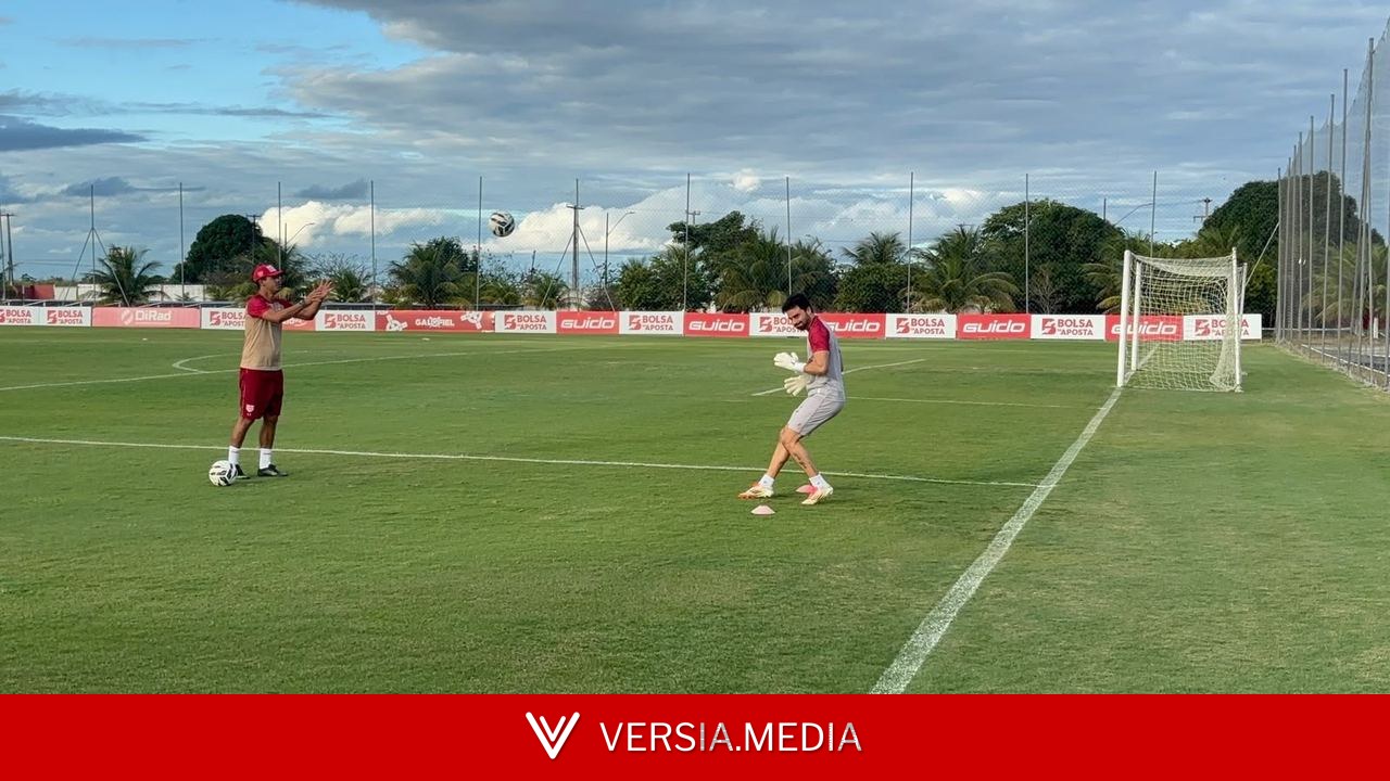Em fase de transição, Matheus Albino trabalha com bola no CT do CRB; assista