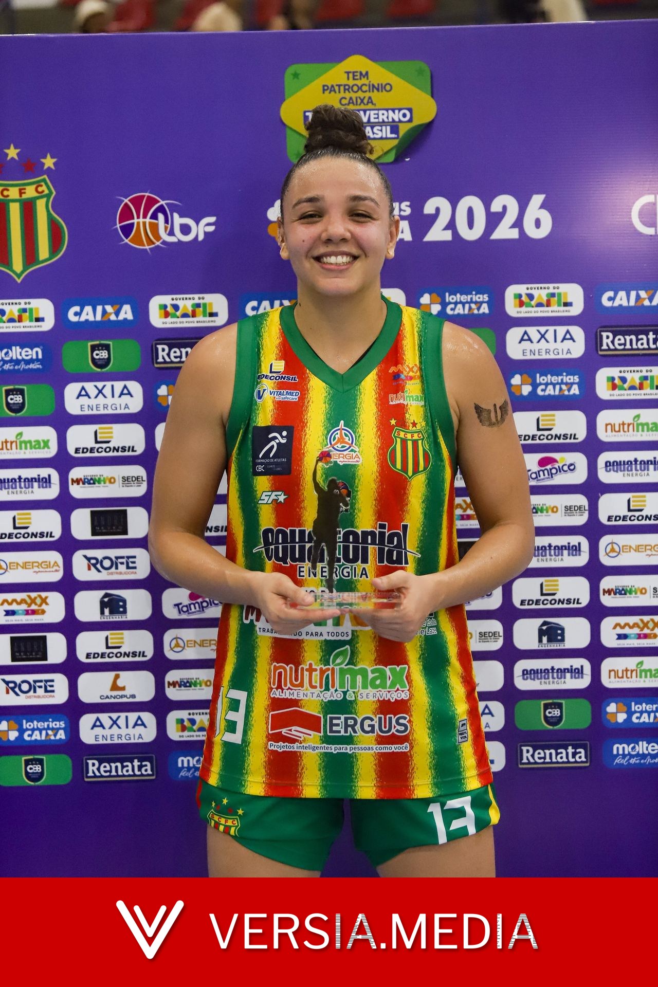 Gabi Guimarães projeta semifinal contra o Cerrado: 