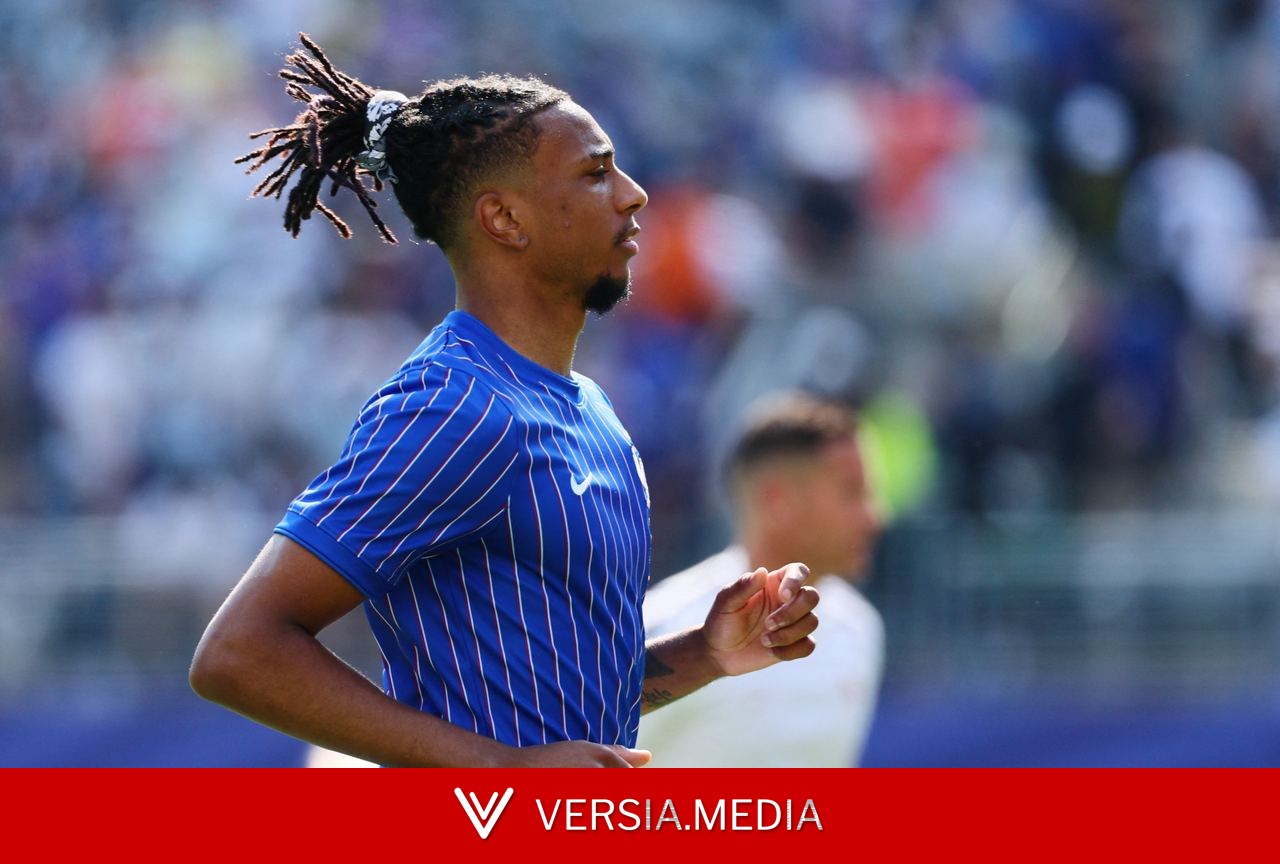 França afasta comparações de Olise com Zidane e brinca com jeito fechado: