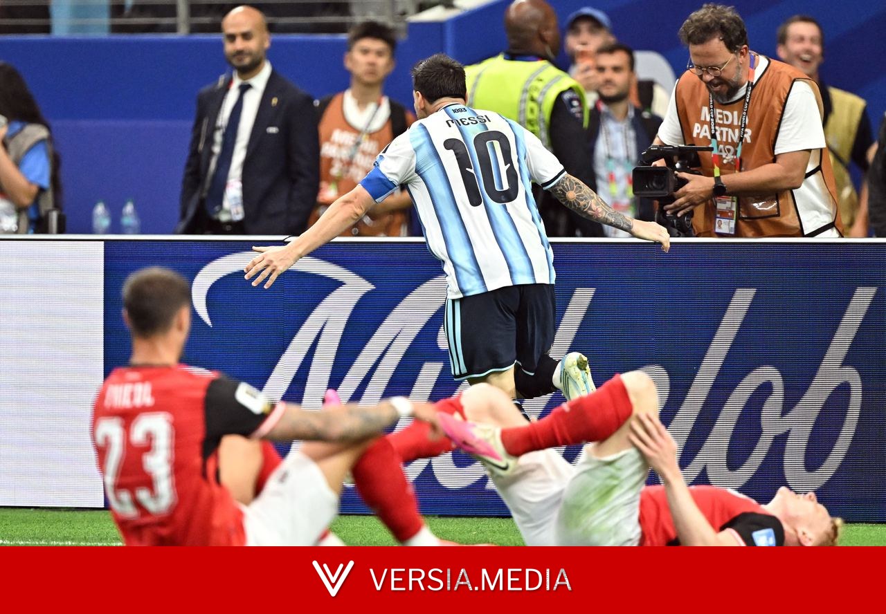 Conhece os atalhos: artilheiro da Copa, Messi é o jogador de linha que menos se movimentou na primeira fase