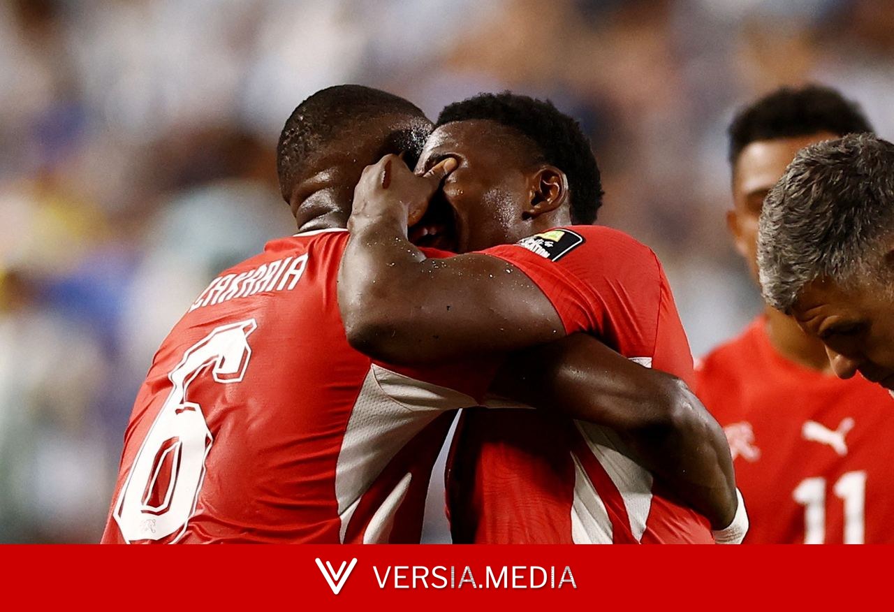 Imprensa suíça lamenta expulsão de Embolo e chama eliminação para a Argentina de 
