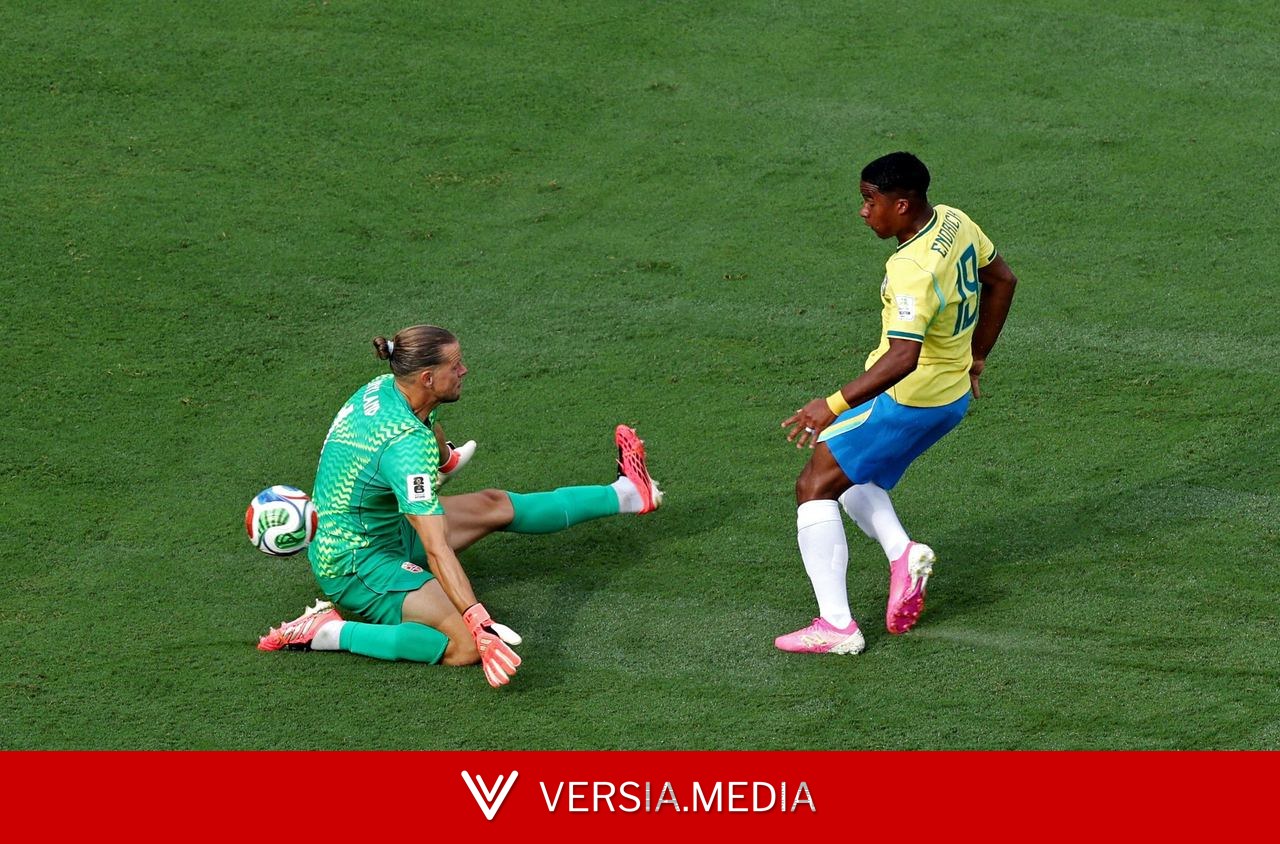 Goleiro que fez milagres contra o Brasil joga golfe, está sem clube e tem só nove partidas em 2026