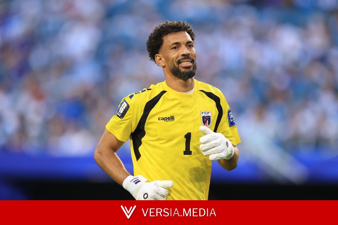 Vozinha é aguardado terça-feira no Chile para assinar com o Colo-Colo