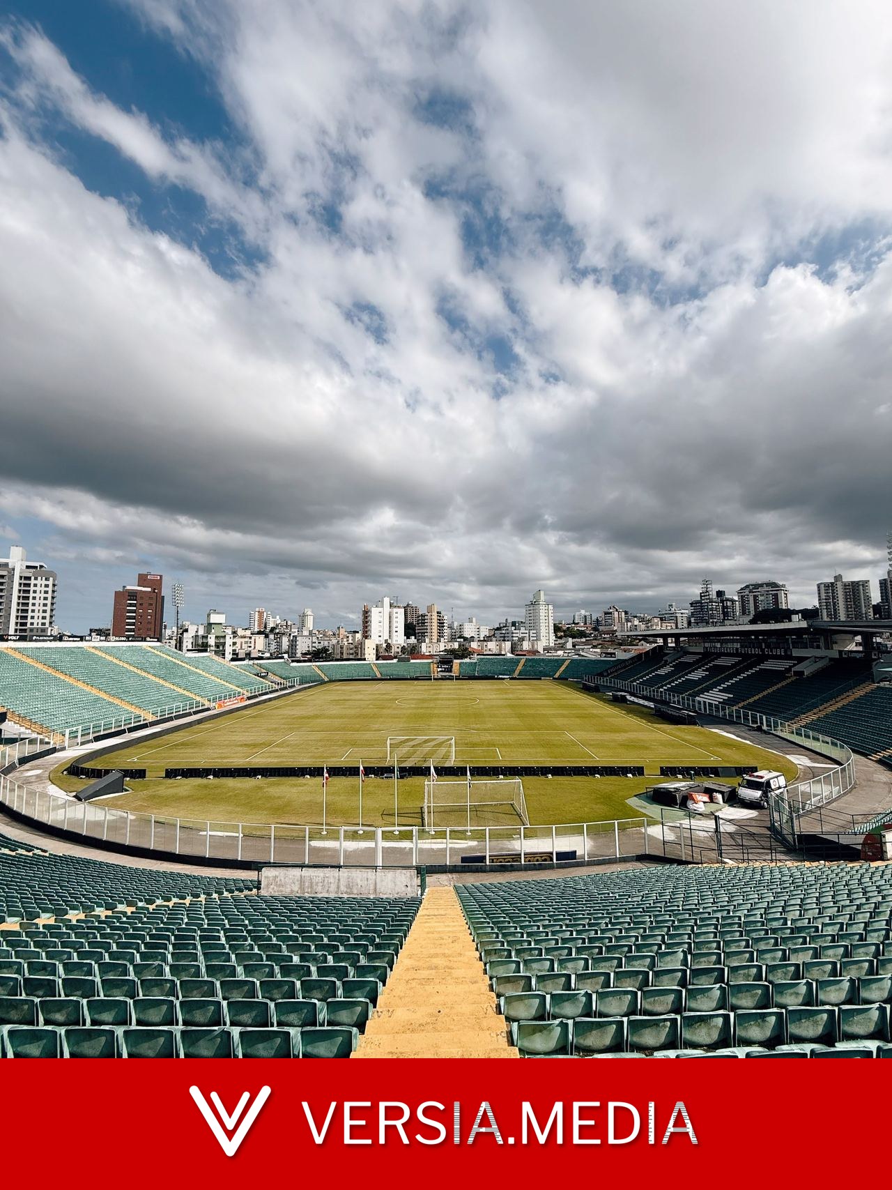 Figueirense x Volta Redonda: onde assistir ao vivo, horário e escalações