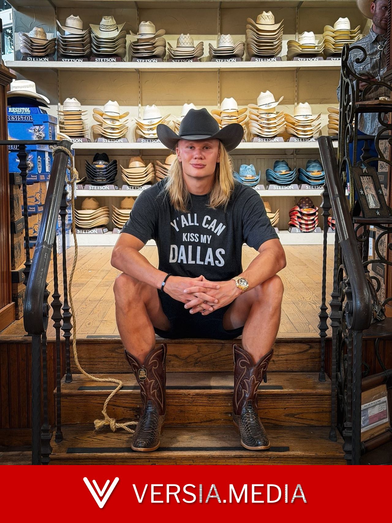 Haaland posa de chapéu e bota de cowboy no Texas após classificação da Noruega na Copa