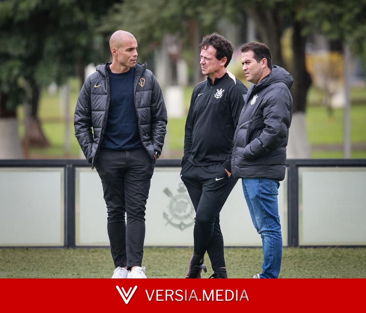 Ajustes e novas ideias: o que Diniz deve fazer em seu primeiro período livre no Corinthians