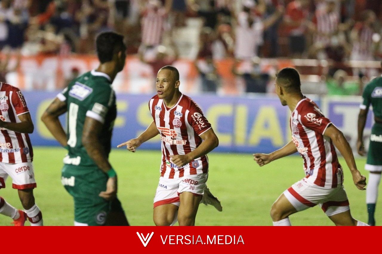 Últimas vitórias de Hélio dos Anjos sobre o Goiás têm selo do Náutico