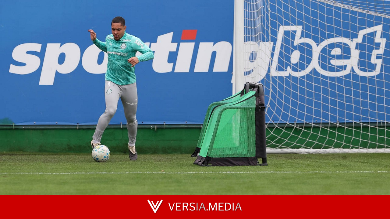 Sem férias, Vitor Roque avança em recuperação e anima o Palmeiras