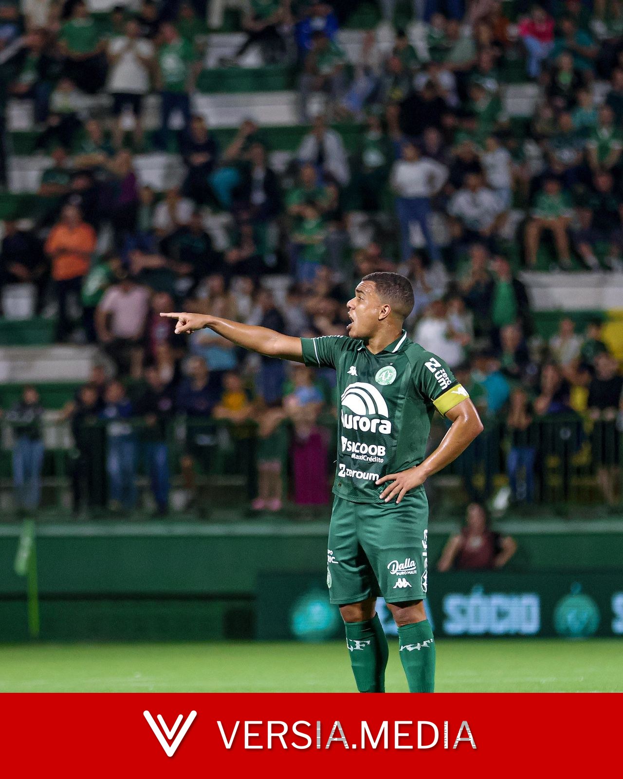 Titular da Chapecoense na campanha do acesso retorna após nove meses afastado