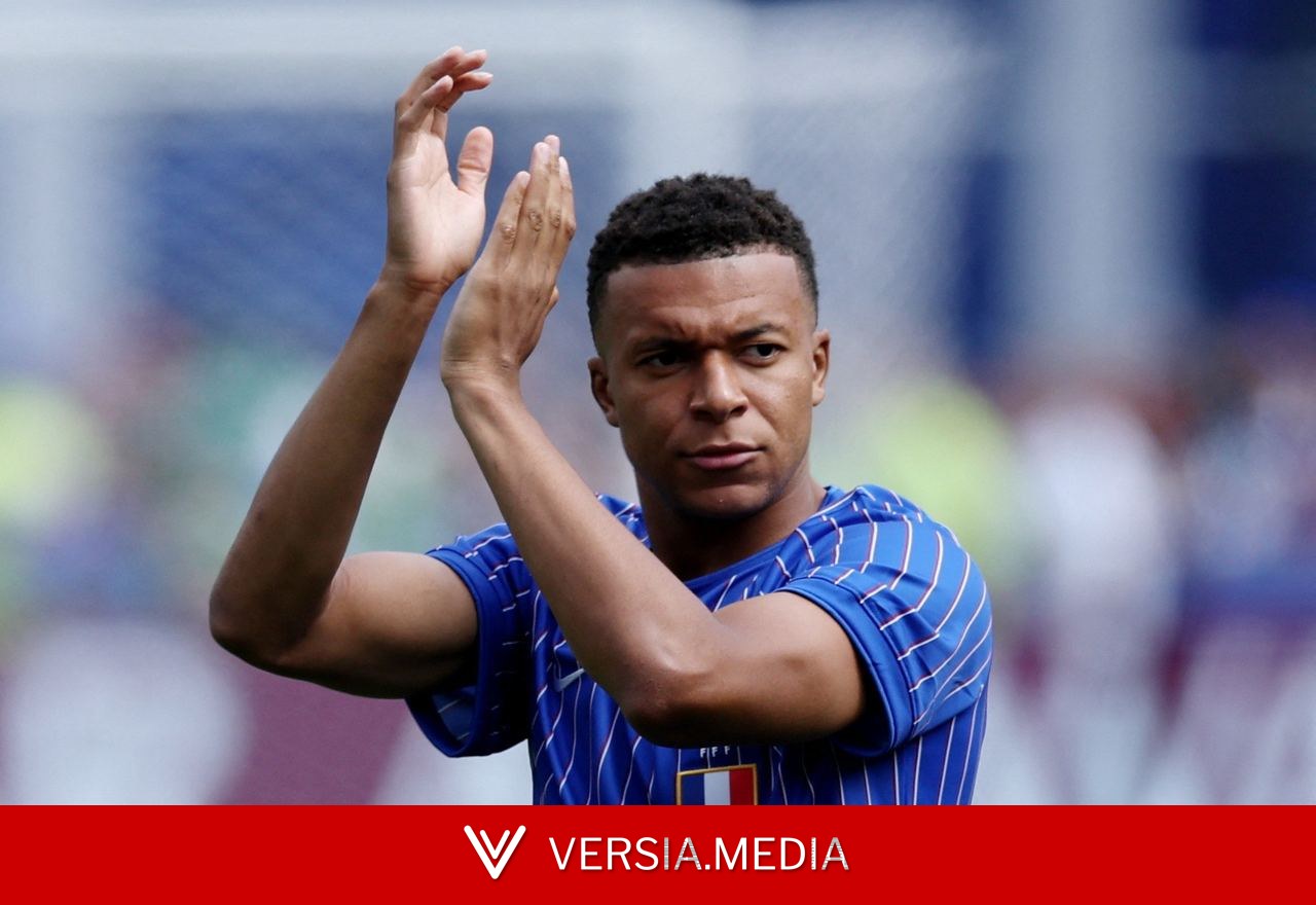 Klopp revela que Liverpool tentou contratar Mbappé durante voo: 