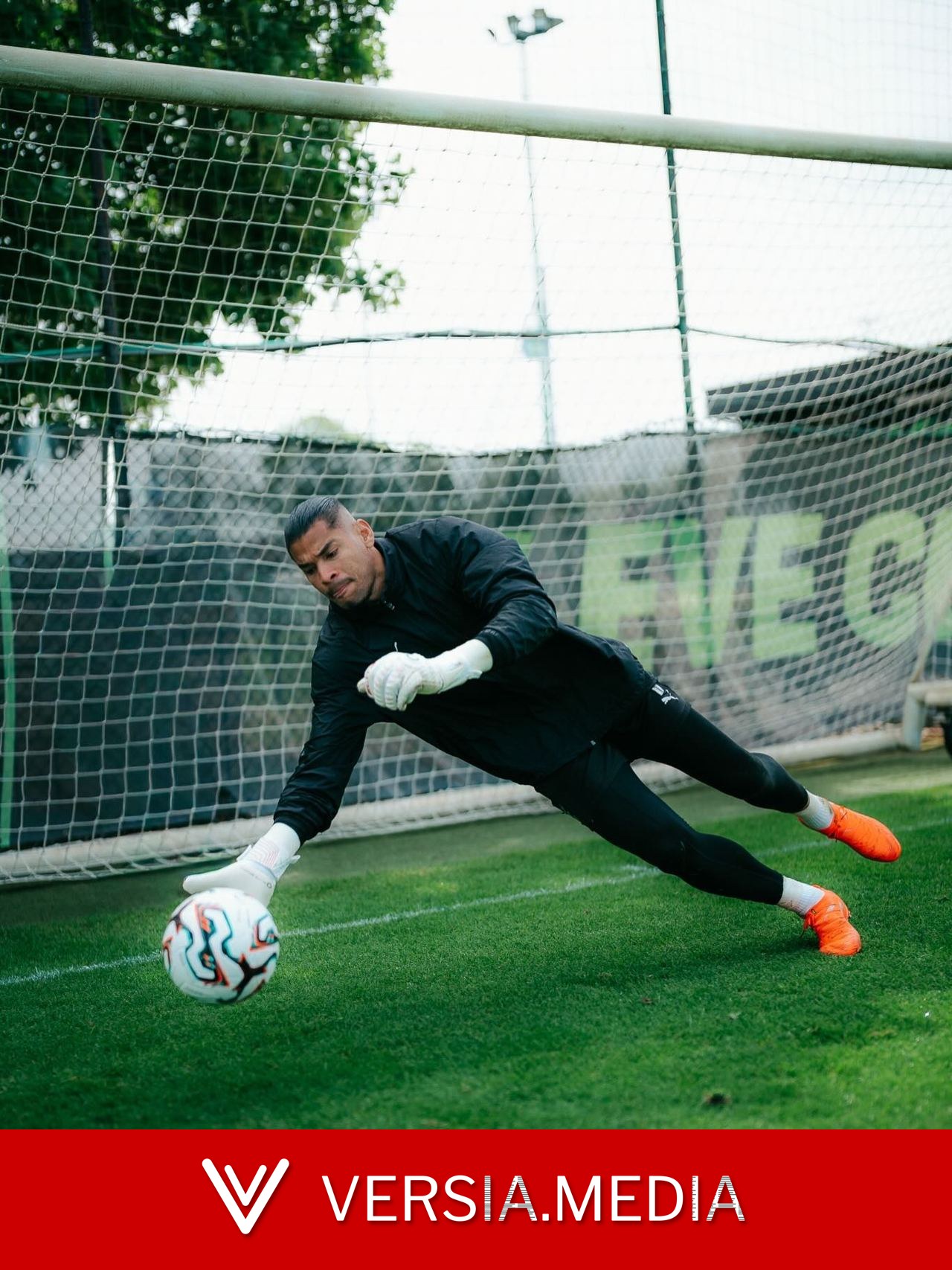 Da base do Athletico à Bélgica: a trajetória de Warleson, goleiro acertado com o Botafogo